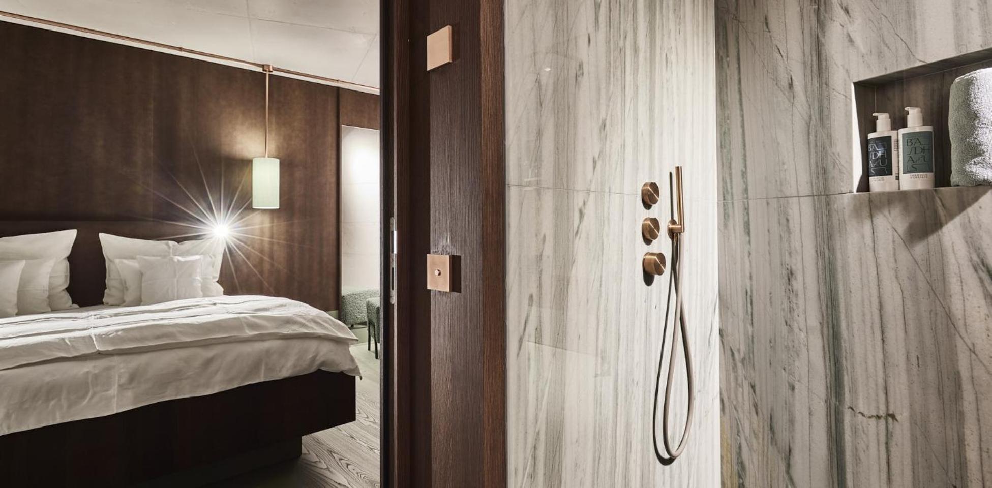 Boutique Hotel Badhaus (Adults Only) Брессаноне Экстерьер фото