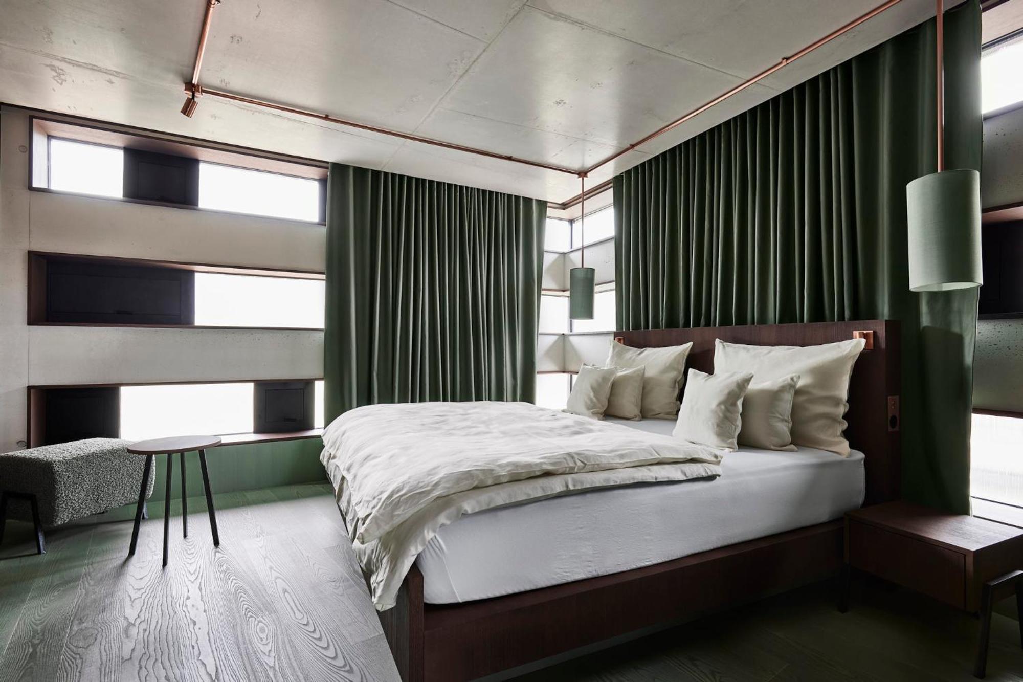 Boutique Hotel Badhaus (Adults Only) Брессаноне Экстерьер фото